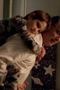 Tan fuerte tan cerca